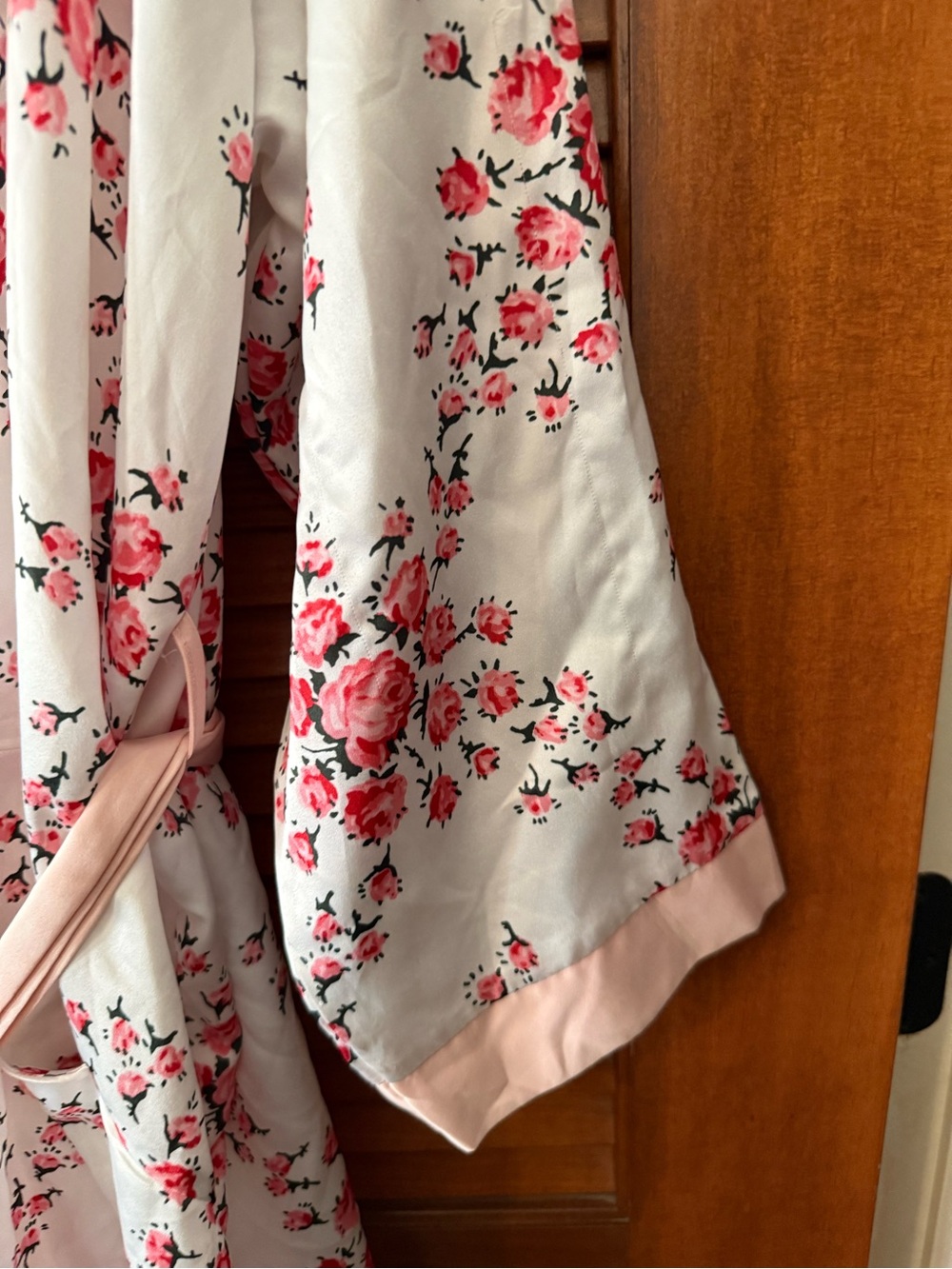 Morgan Lane x Fab Fit Fun Robe - Picture 5 of 9